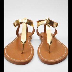 🛍NWT🛍Zara flat leather sandals